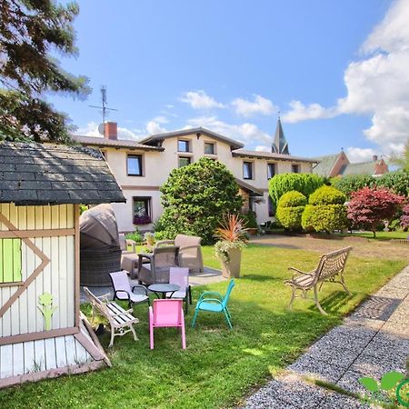 Willa Garden 60M Od Plazy ウストロニエ・モルスキエ エクステリア 写真